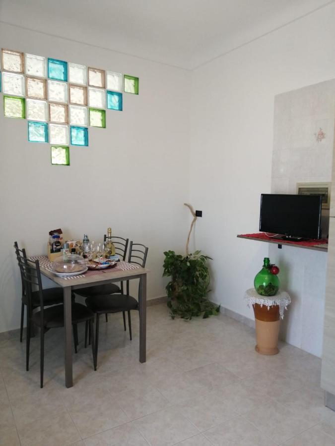 La Casa Nel Vico Apartment Locorotondo Exterior foto